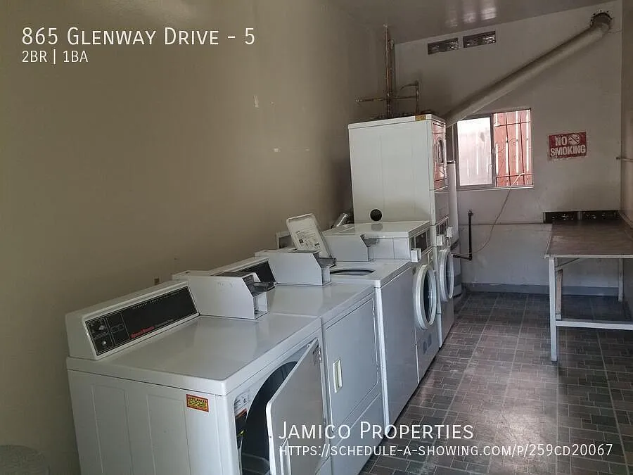 2 bed, $2,300 — Photo 3