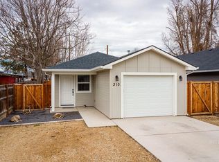 310 W Owyhee Ave, Homedale, ID 83628