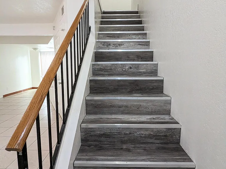 455 Sellers Pl — Photo 7
