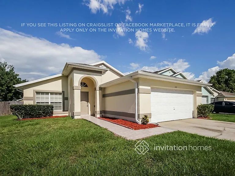 1422 Coldwater Ct — Photo 2