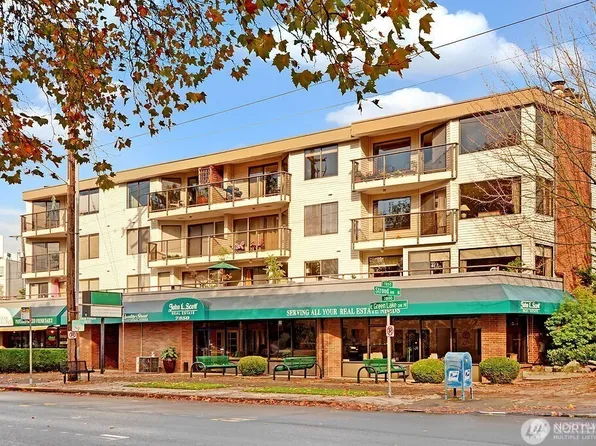 7850 E Green Lake Drive N #303, Seattle, WA 98103