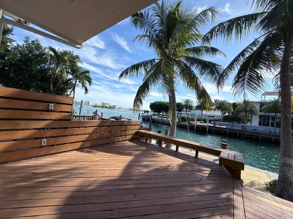 2694 NE 135th St, North Miami, FL 33181