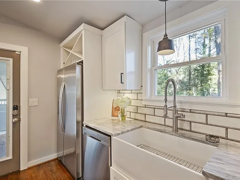 1681 Bristol Dr — Photo 29