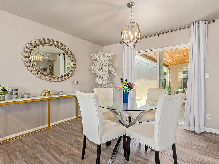 5913 E Thomas Rd — Photo 12