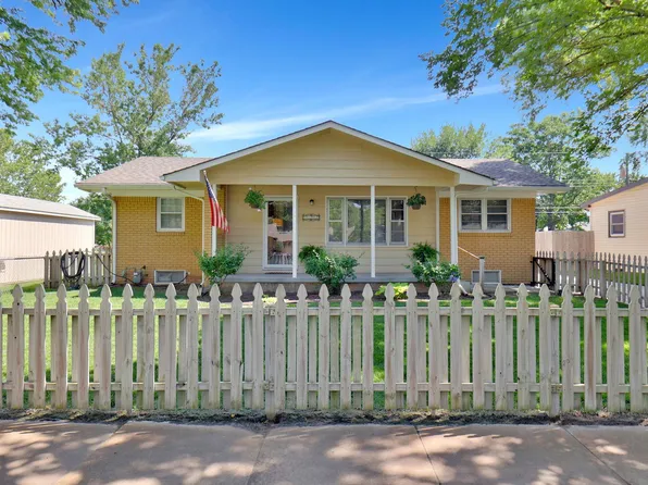 4211 W 9th St N, Wichita, KS 67212