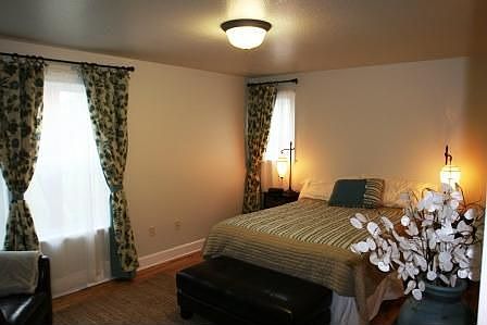 2nd master bedroom on LL