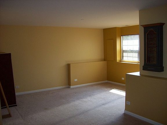 4th image of 4590 N Hogan Ln #0