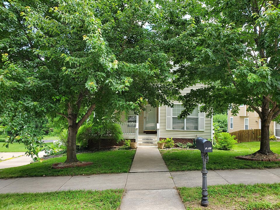 1st image of 1902 Potomac Dr