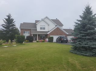 5009 Country Springs Dr, Johnsburg, IL 60051