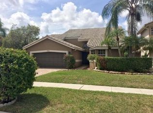 10325 Buena Ventura Dr, Boca Raton, FL 33498