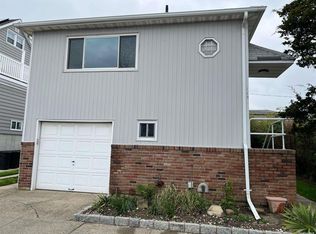 113 Maple Blvd, Long Beach, NY 11561