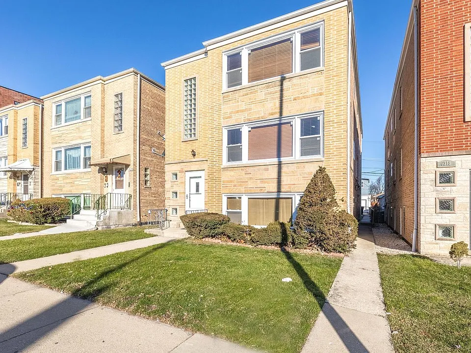 6322 W Belmont Ave #1