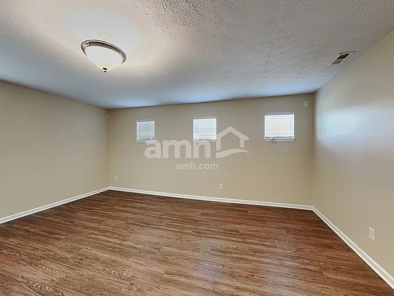 8193 Tasman Dr — Photo 25