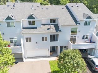 10709 Unity St NW, Coon Rapids, MN 55433