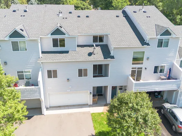 10709 Unity St NW, Coon Rapids, MN 55433