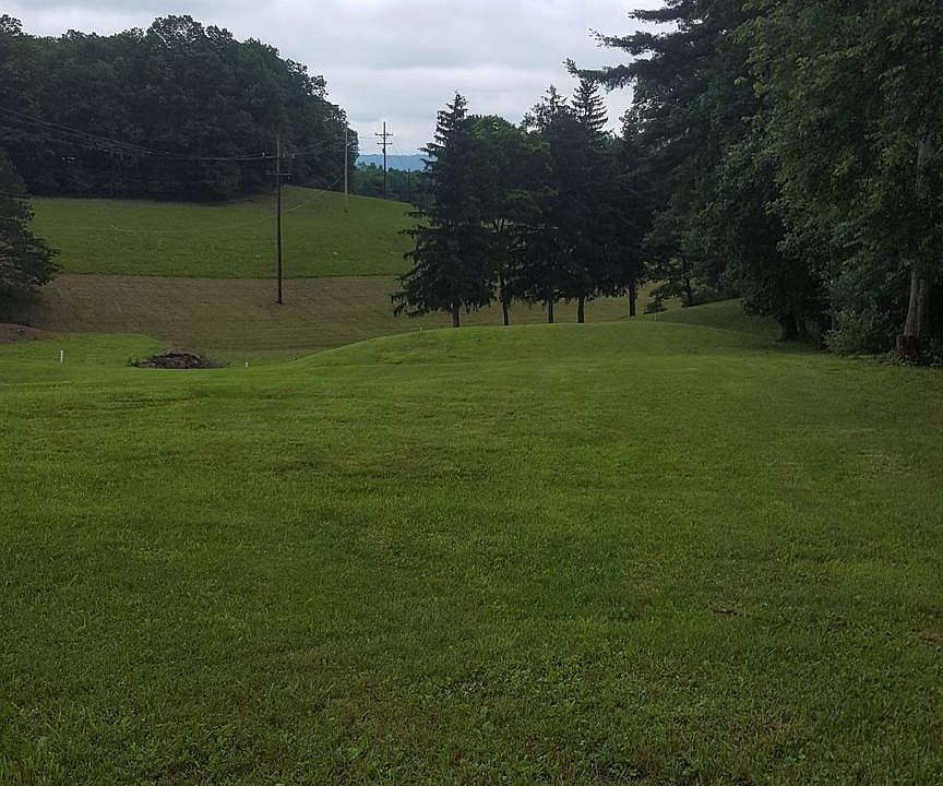 2nd image of 1105 Circle Dr