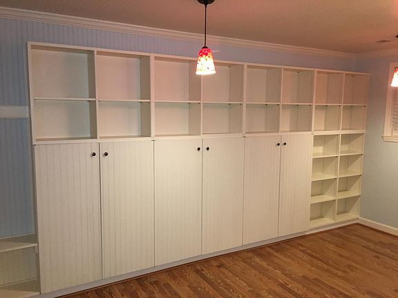 Bookshelves/Cabinets