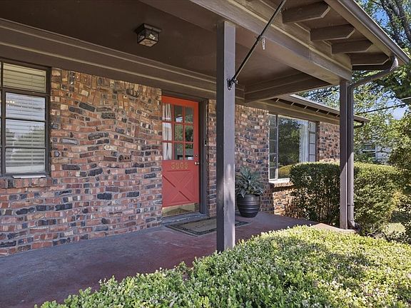 5th image of 3808 Trail Lake Dr