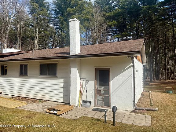 3rd image of 432 Cobbler Ln