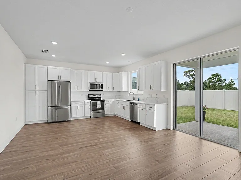 1396 Potenza Dr — Photo 3