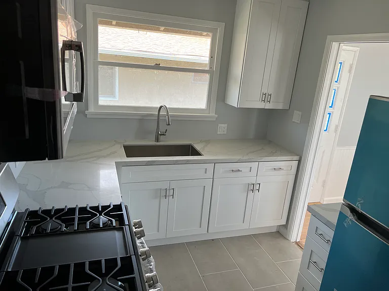 1216 Huntington Dr #D — Photo 5