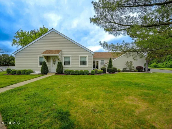 84F Parkway Drive, Freehold, NJ 07728