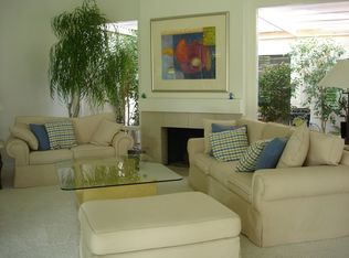 33 La Ronda Dr, Rancho Mirage, CA 92270