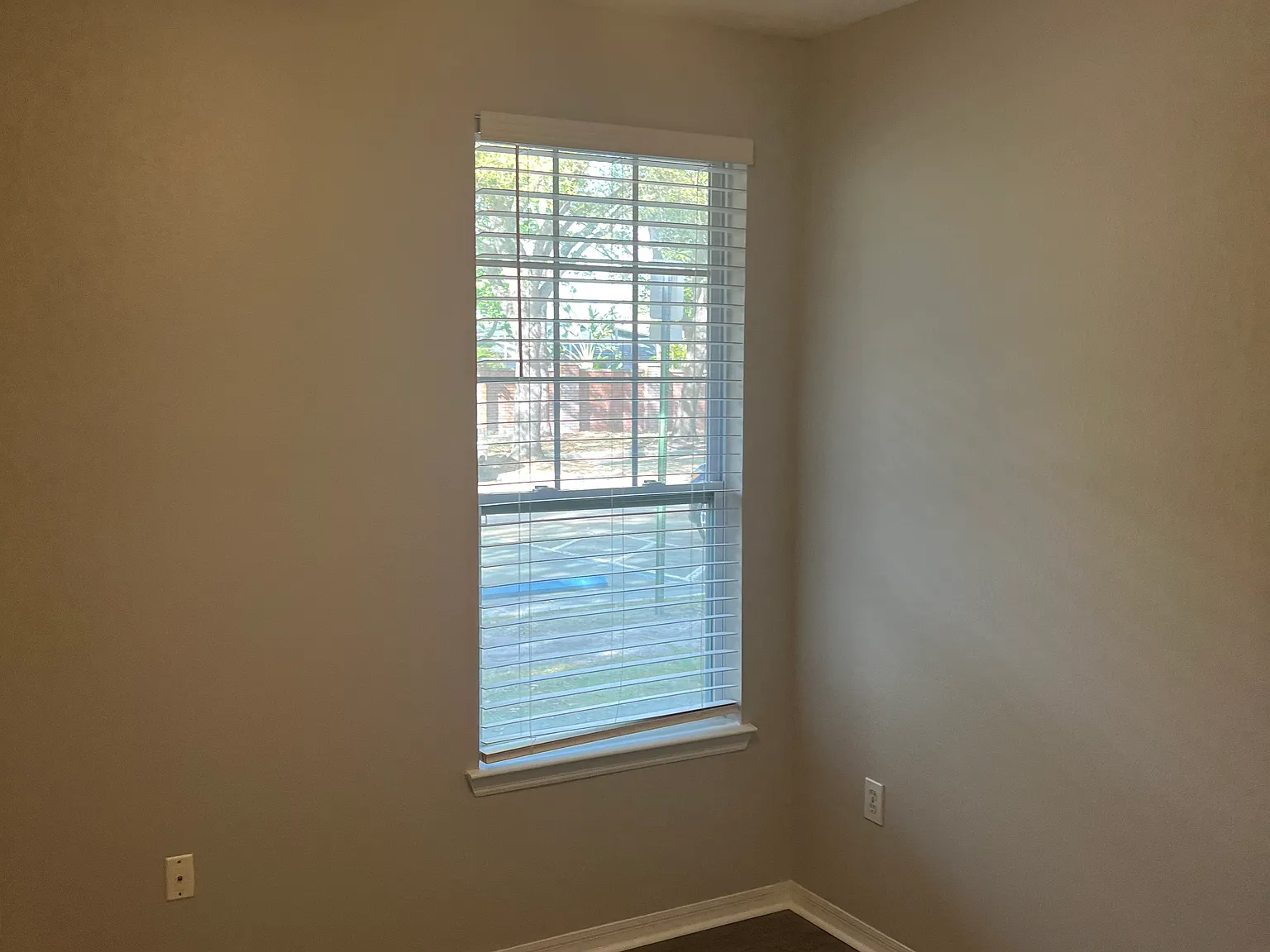 2 bed, 960 sqft, $1,500 — Photo 4