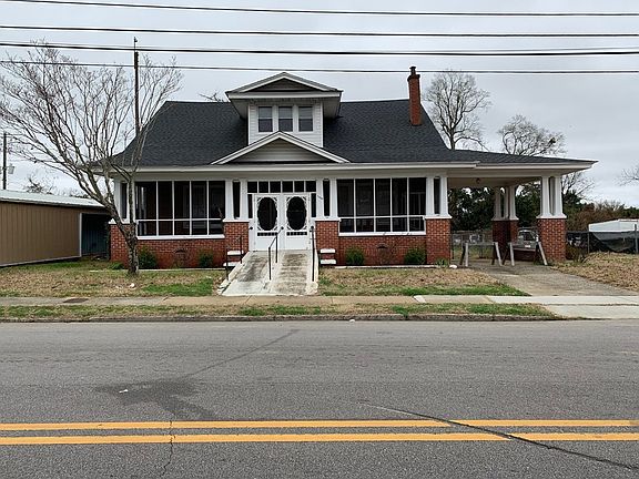4th image of 1488 Glover St