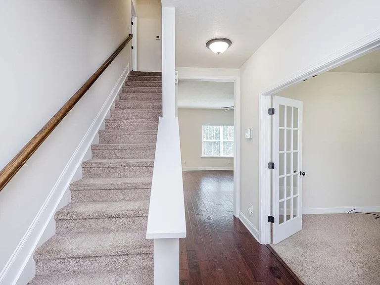 512 Cranberry Cir — Photo 3
