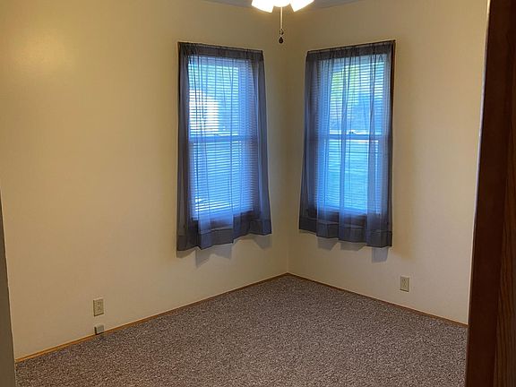 5th image of 349 N Kansas Ave