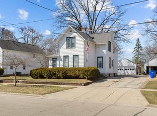 543 N State St, Appleton, WI 54911