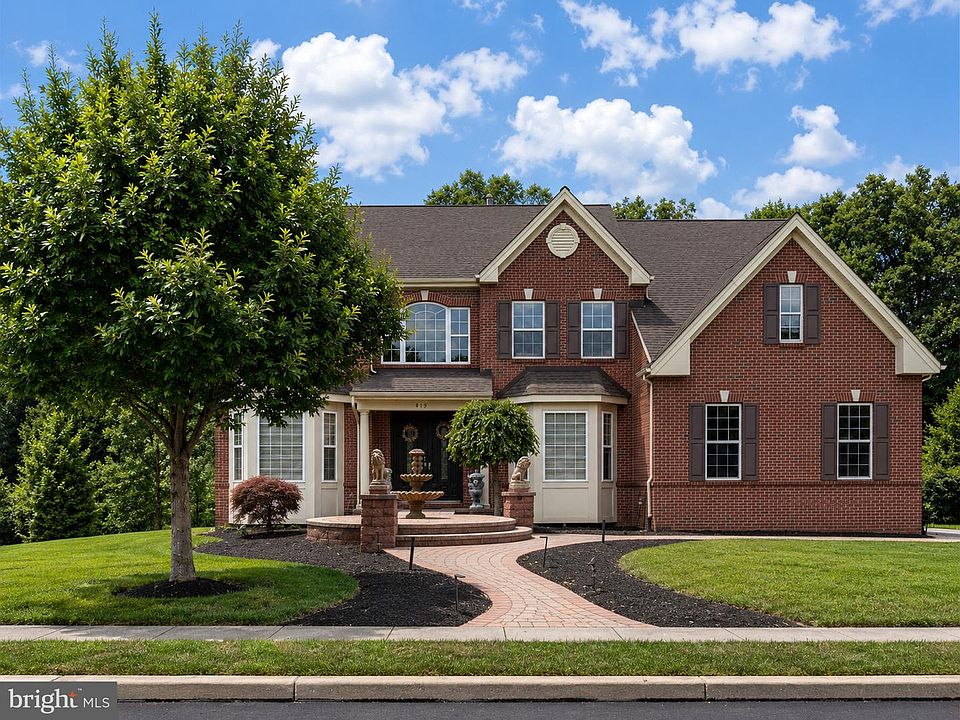 1st image of 419 Brister Rd