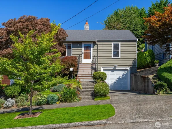 3748 SW Austin Street, Seattle, WA 98126