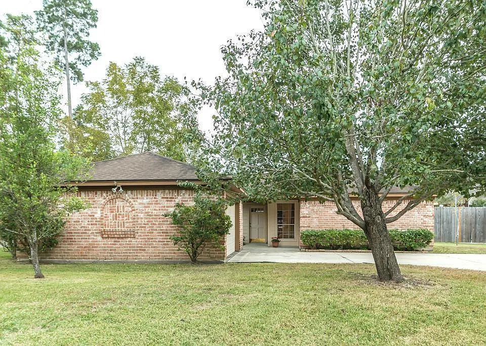 805 Thornwood Dr