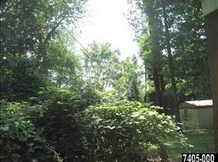 1777 Blue Jay Ct, Stewartstown, PA 17363