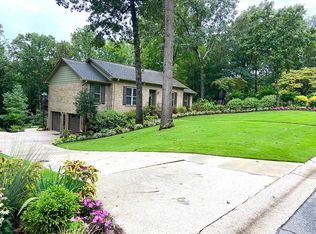 2407 Chandawood Dr, Pelham, AL 35124