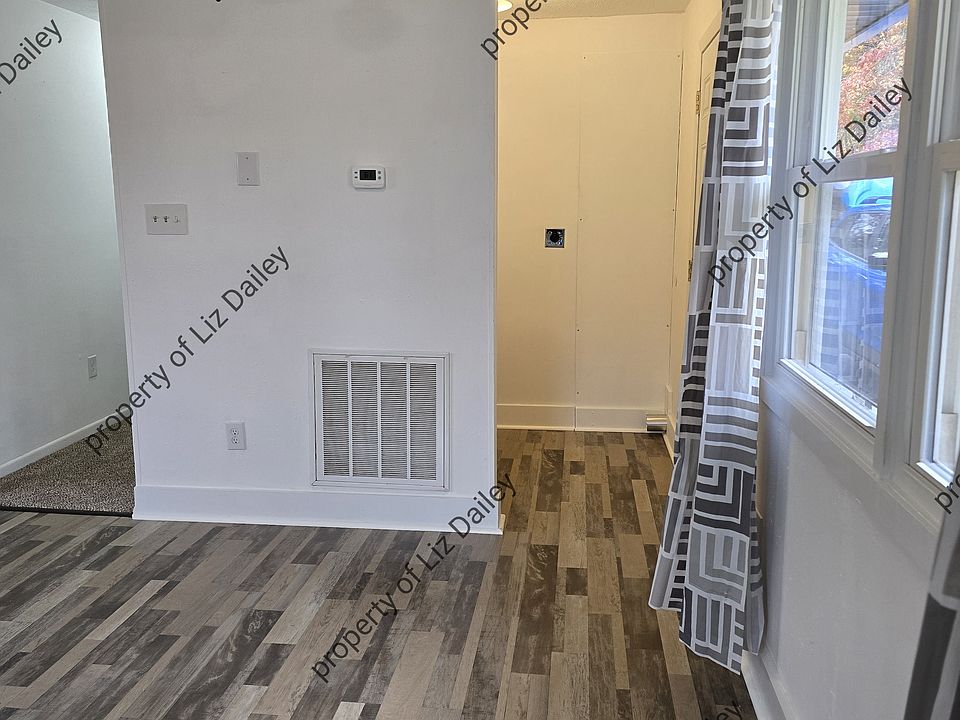 1st image of 91 Cove Dr
