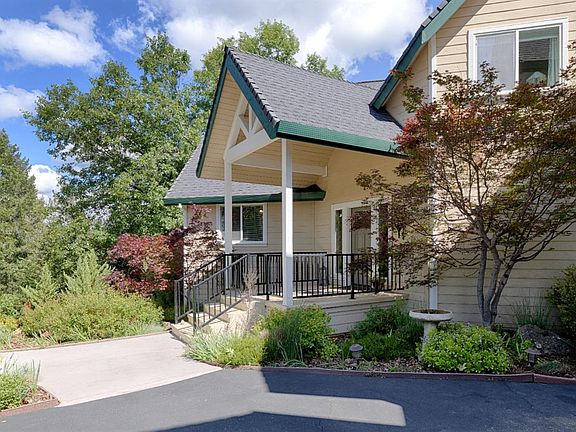 5th image of 1880 Buck Ridge Ct