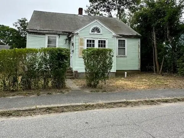 65 Louis Street, Hyannis, MA 02601