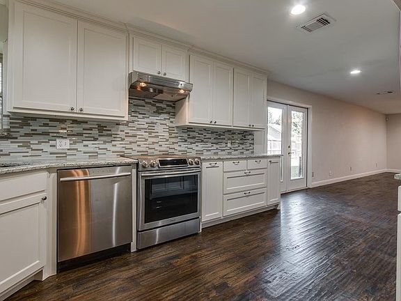 5th image of 9758 Burleson Dr
