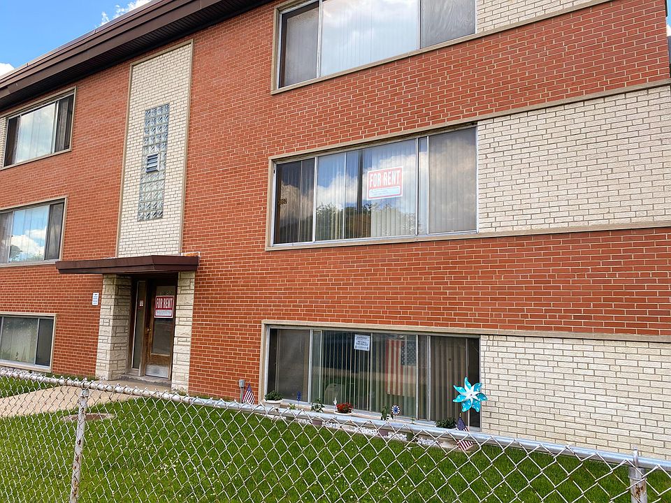 1st image of 3852 N Elston Ave #1