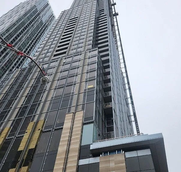 11 Yorkville Ave W #1913 — Photo 1