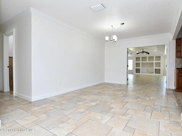 2185 Acacia St NE — Photo 7