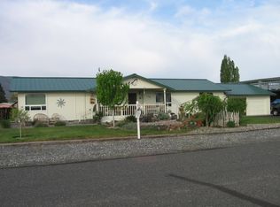 102 Golf Ct SW, Mattawa, WA 99349