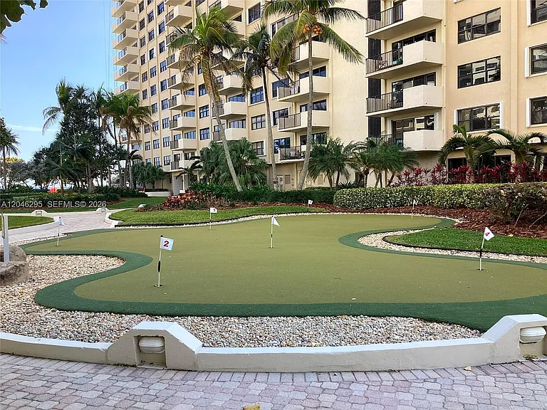 5100 N Ocean Blvd #916 — Photo 40