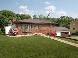 212 Kuehn Dr, Trafford, PA 15085