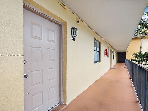 2nd image of 11477 NW 39th Ct APT 205-1