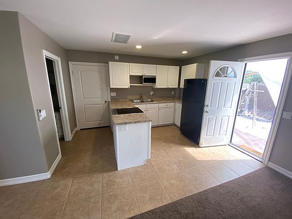 5th image of 565 Las Flores Dr
