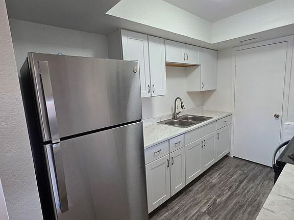 5th image of 4416 N 35th Ave #2X2R